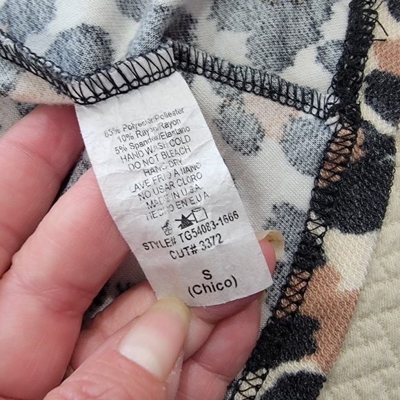 Ee:Some Leopard Print V-Neck Women's Top Size Small Empire Waist Gathered Ruffle - Picture 11 of 12